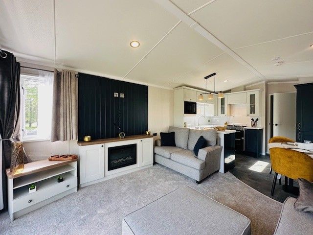 Property photo 3 of 9 3Mmcr681cc6847552c.Jpg