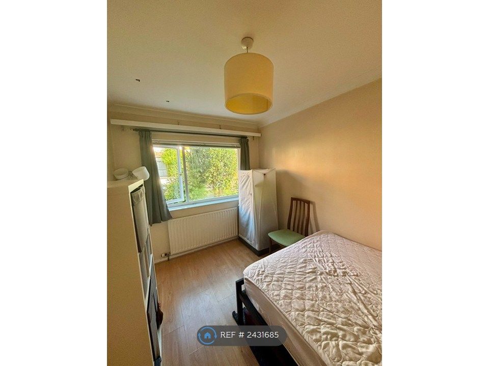 Property photo 2 of 15 Bedroom 2