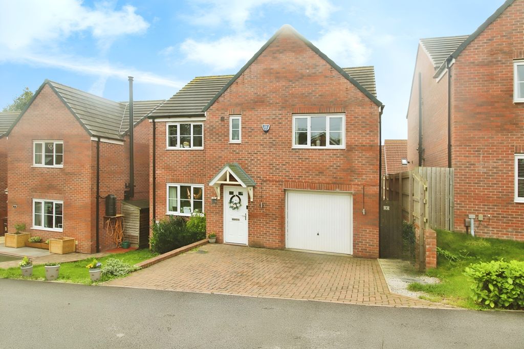 Property photo 1 of 19 Rhubarb Hill
