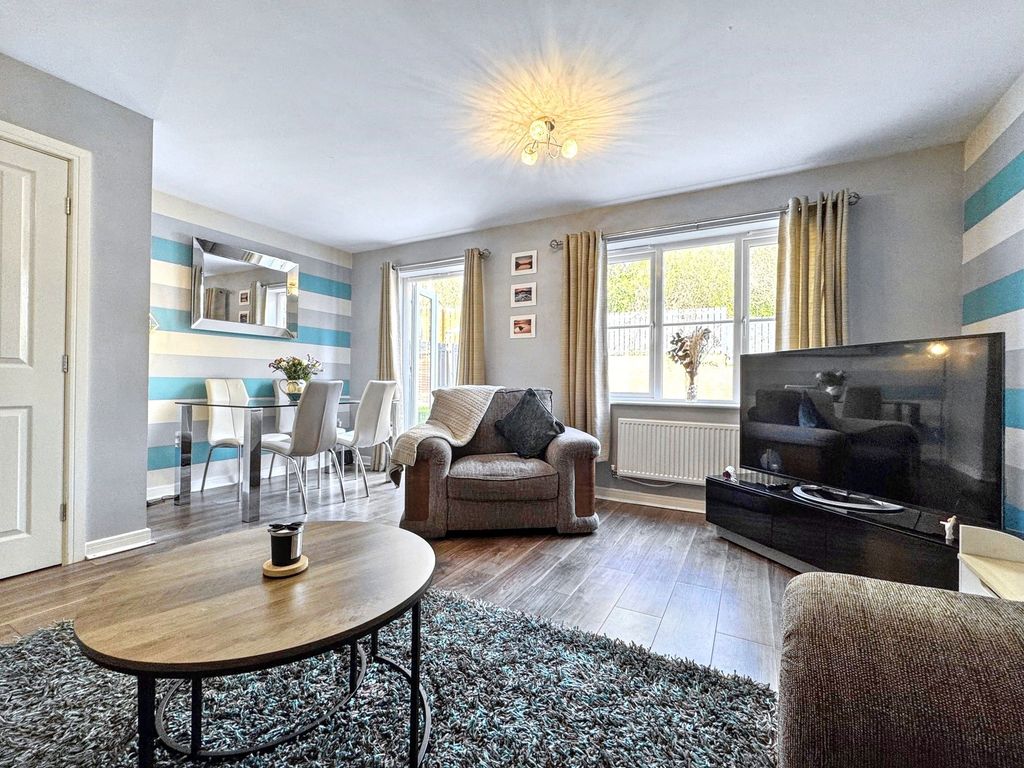 Property photo 2 of 24