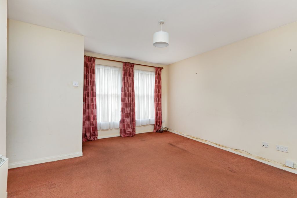 Property photo 2 of 19 Property Image 2