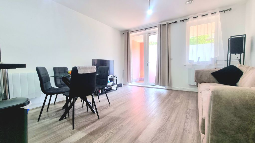 Property photo 2 of 8 20240812_155930