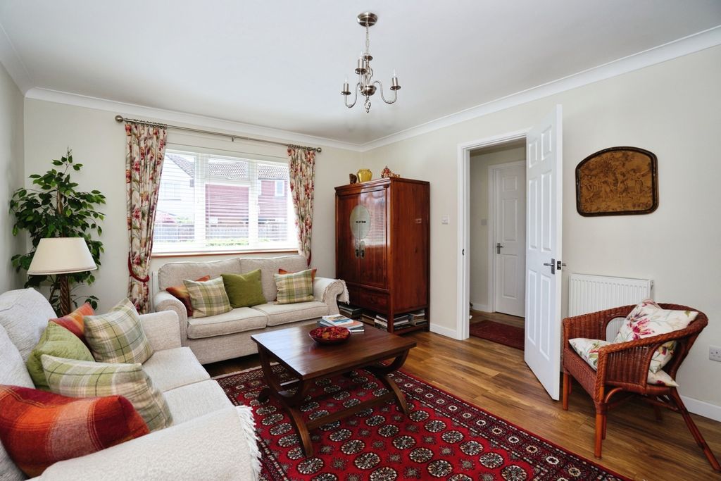 Property photo 3 of 26 Pbox-Img.Jpg