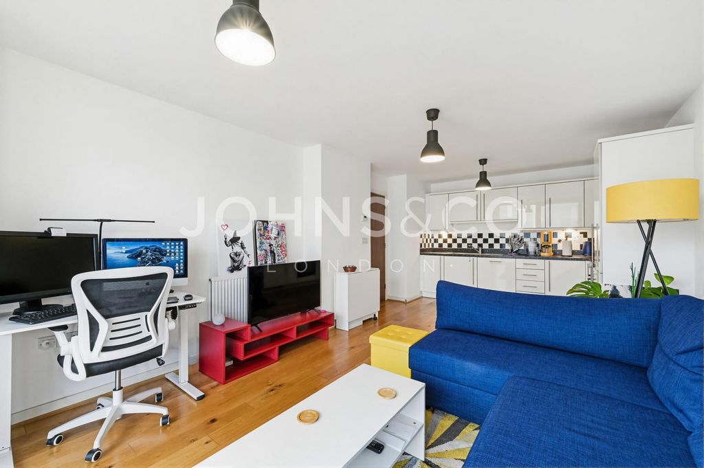 Property photo 3 of 7