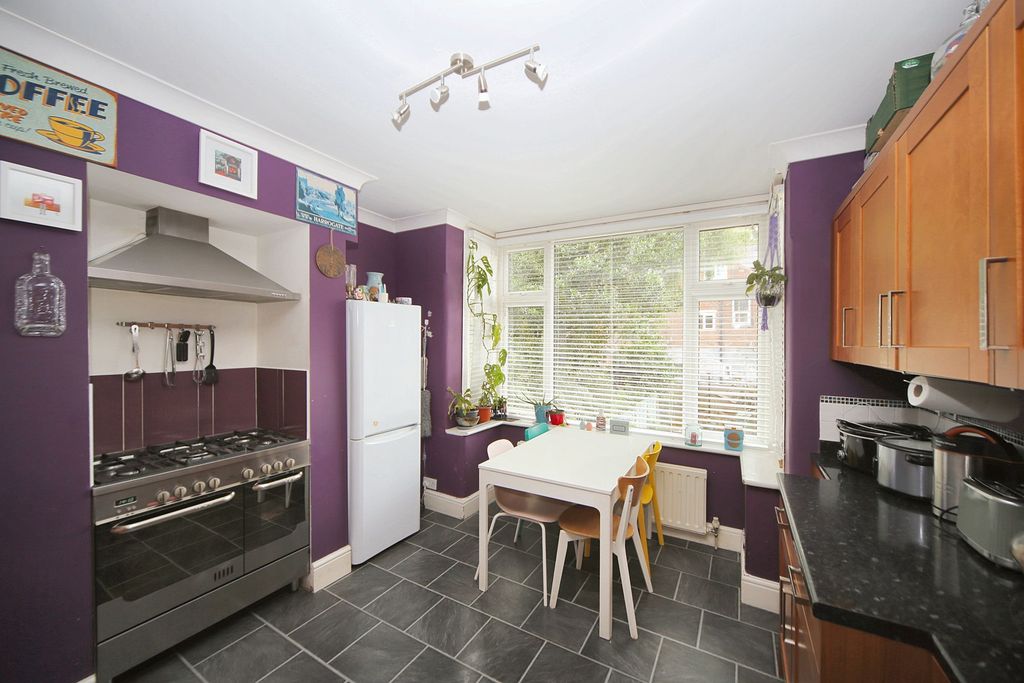 Property photo 3 of 22