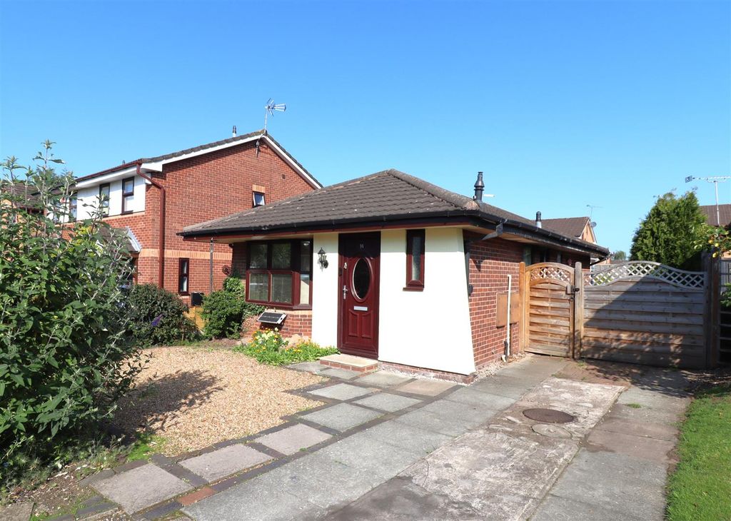 Property photo 1 of 17