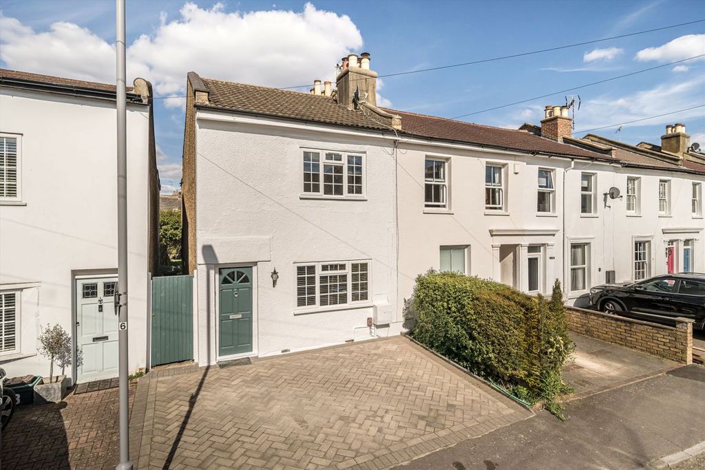 Property photo 1 of 10