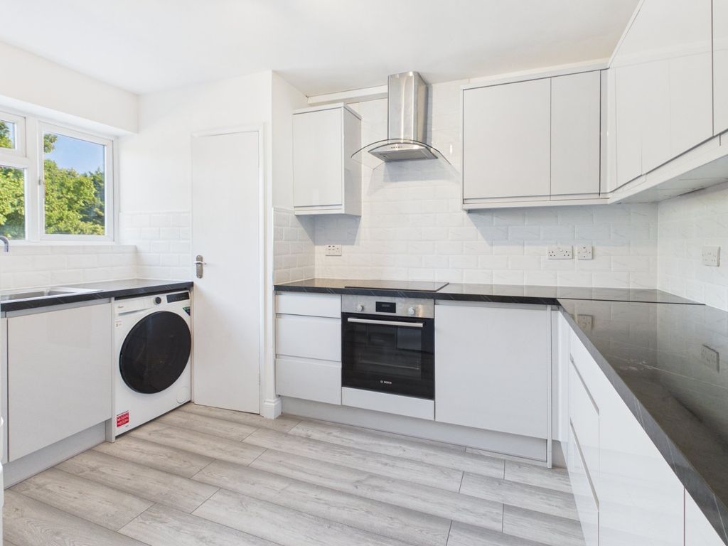 Property photo 1 of 11 Picture No. 01