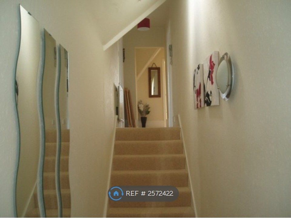 Property photo 3 of 15 Hallway