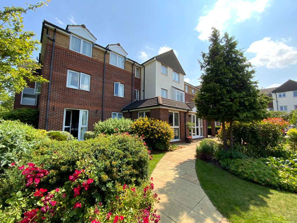 Property photo 1 of 11