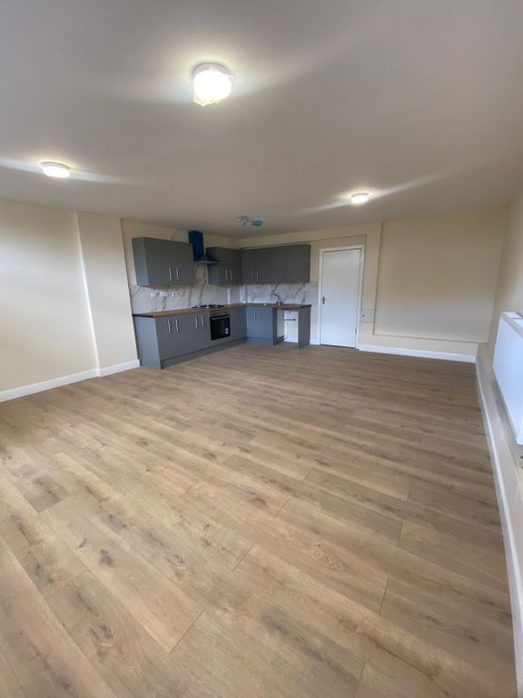 Property photo 2 of 18 1