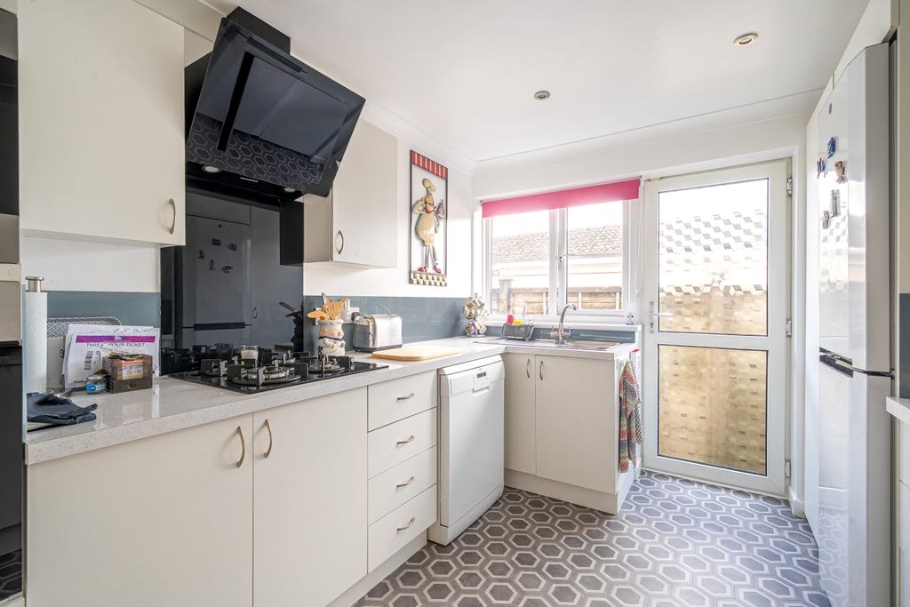 Property photo 2 of 24 1521324 (13)