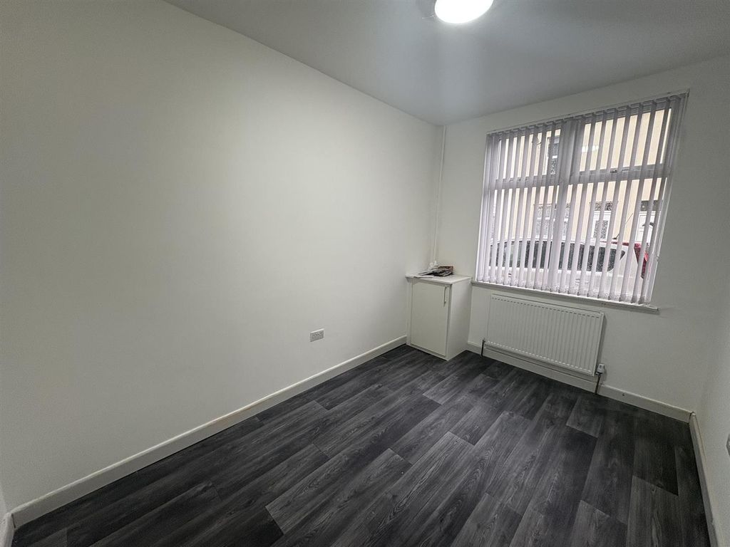 Property photo 2 of 23 Img_2948.Jpeg