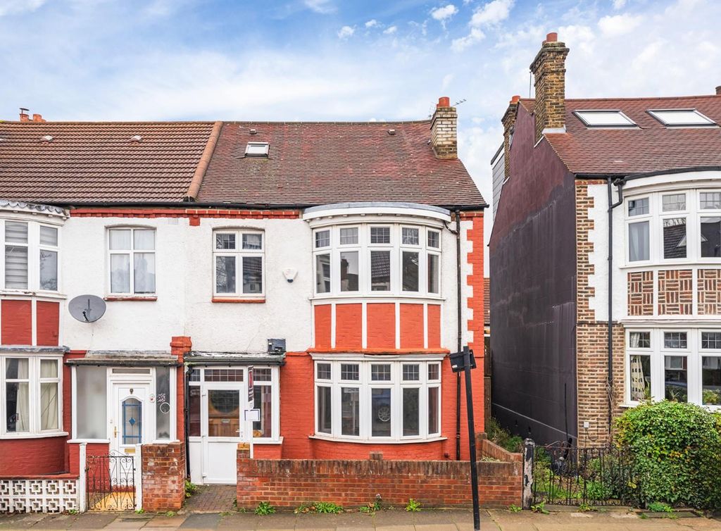 Property photo 1 of 16 Exterior