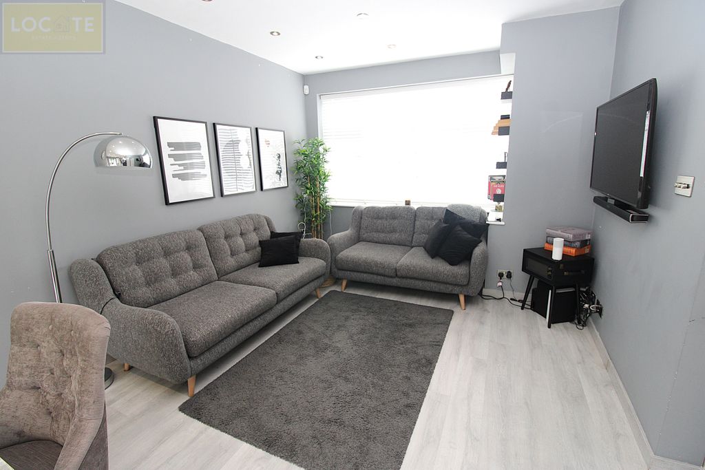 Property photo 3 of 12 Img_9013.Jpg