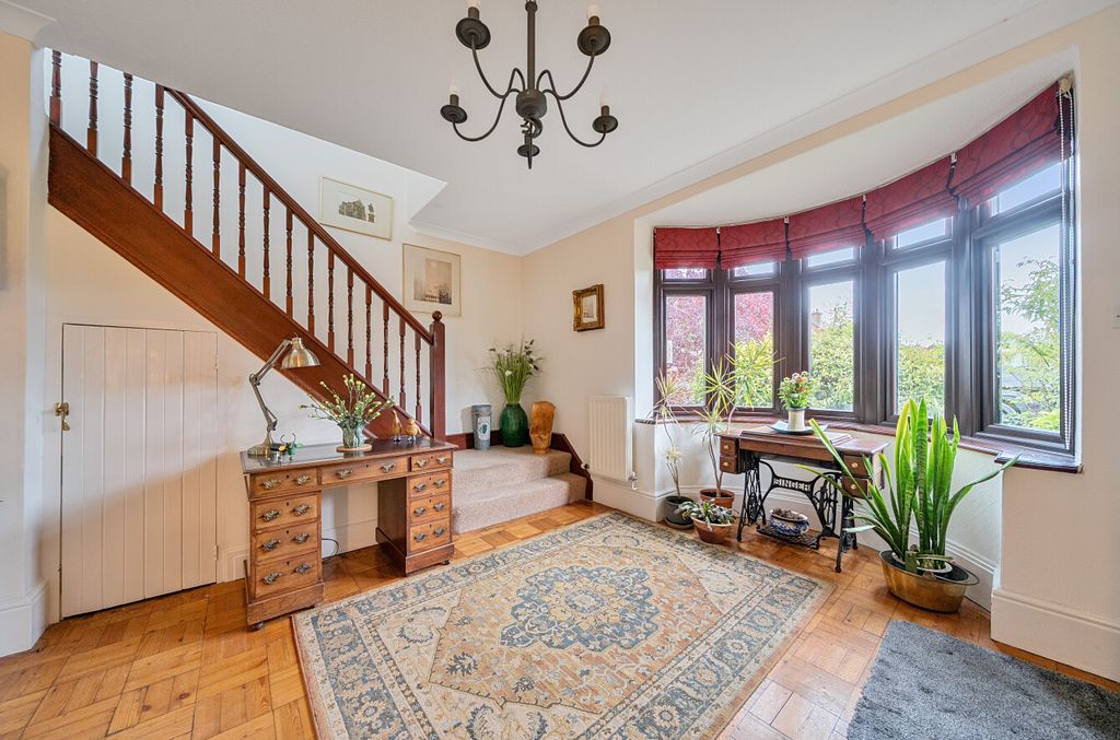 Property photo 2 of 24 -6A0Ec83848E87-l-1453635-19-6A0Dd24135062