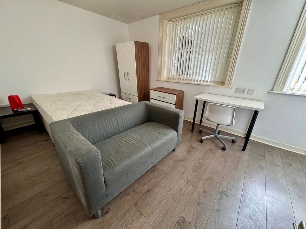 Property photo 2 of 4