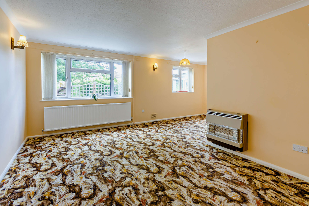 Property photo 2 of 12