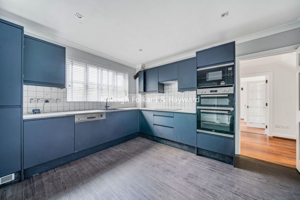 Property photo 2 of 13 Fdcb029c-0595-4F46-B