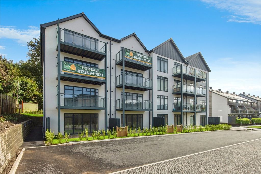 Property photo 1 of 18 Photography