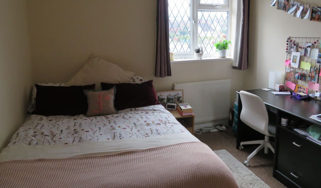 Property photo 3 of 6 3