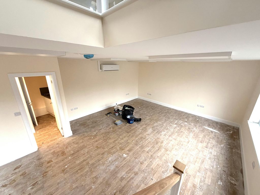 Property photo 3 of 5 Img_2066.Jpeg