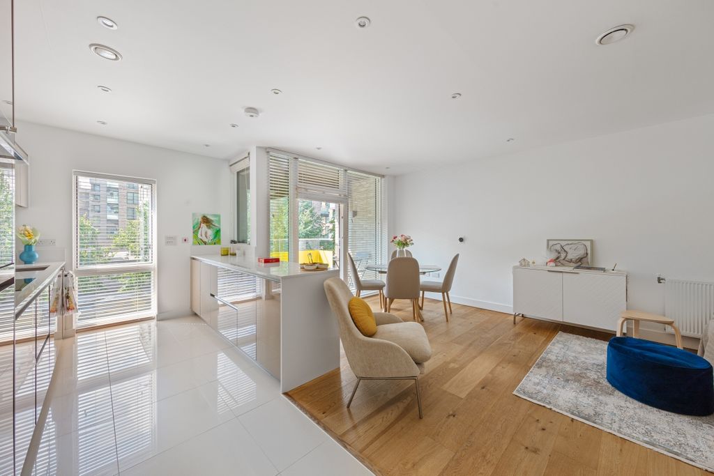 Property photo 1 of 11 094A5471