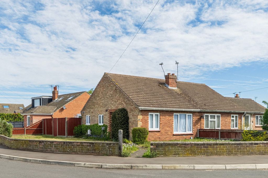 Property photo 1 of 12