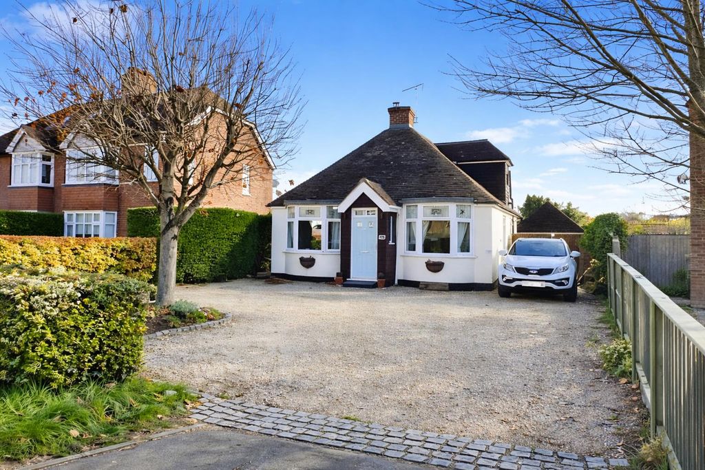 Property photo 1 of 28