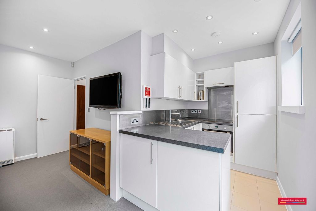 Property photo 2 of 14 Photo (13)