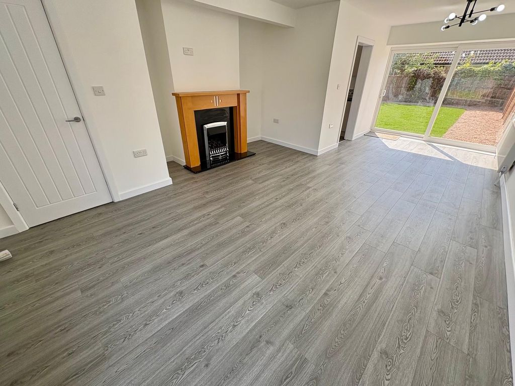 Property photo 2 of 16 Image