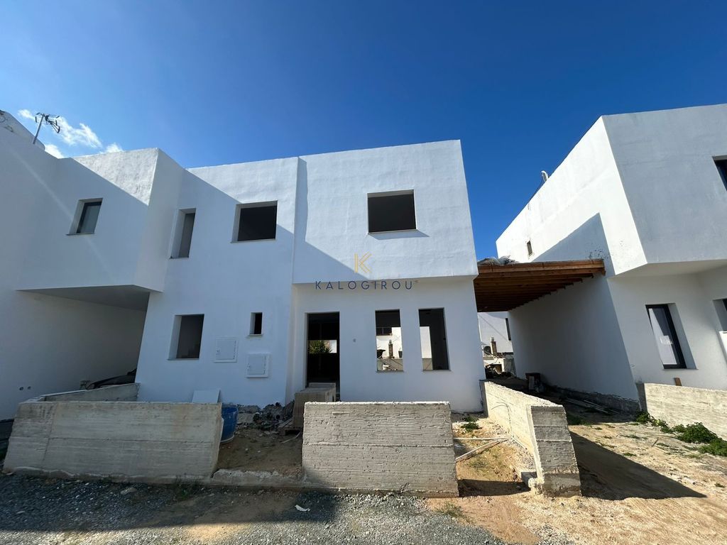 Property photo 1 of 28