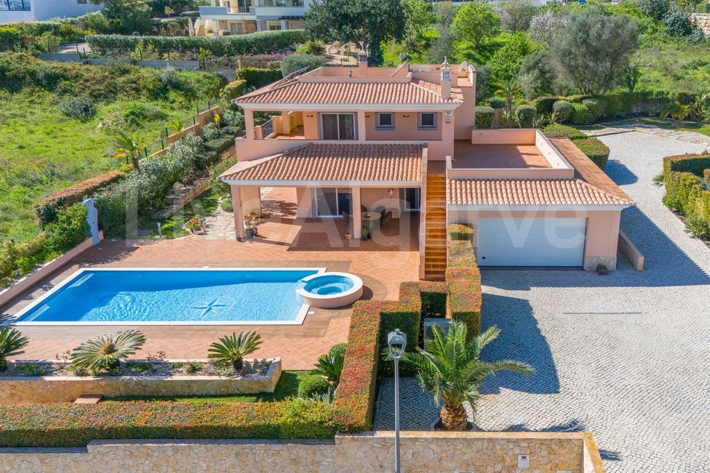Property photo 1 of 40 Luxury | Striking T3+1 Villa At Porto De Mós For Sale - Lagos