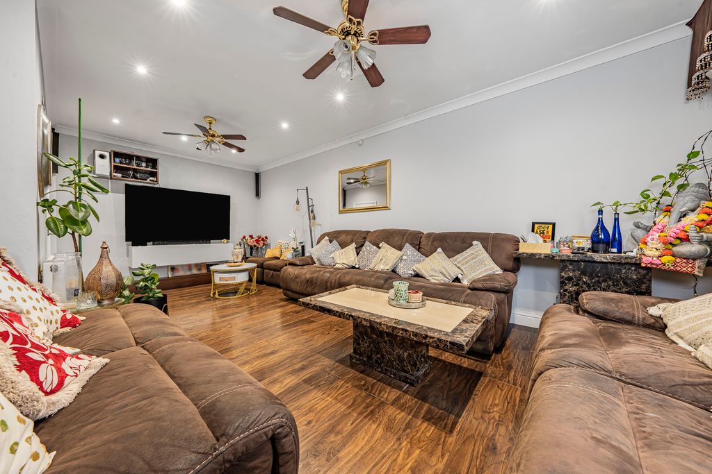 Property photo 2 of 20 Photo Oct 17 2025, 1 24 01 Pm