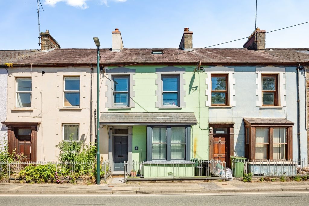 Property photo 1 of 12 Pbox-Img.Jpg