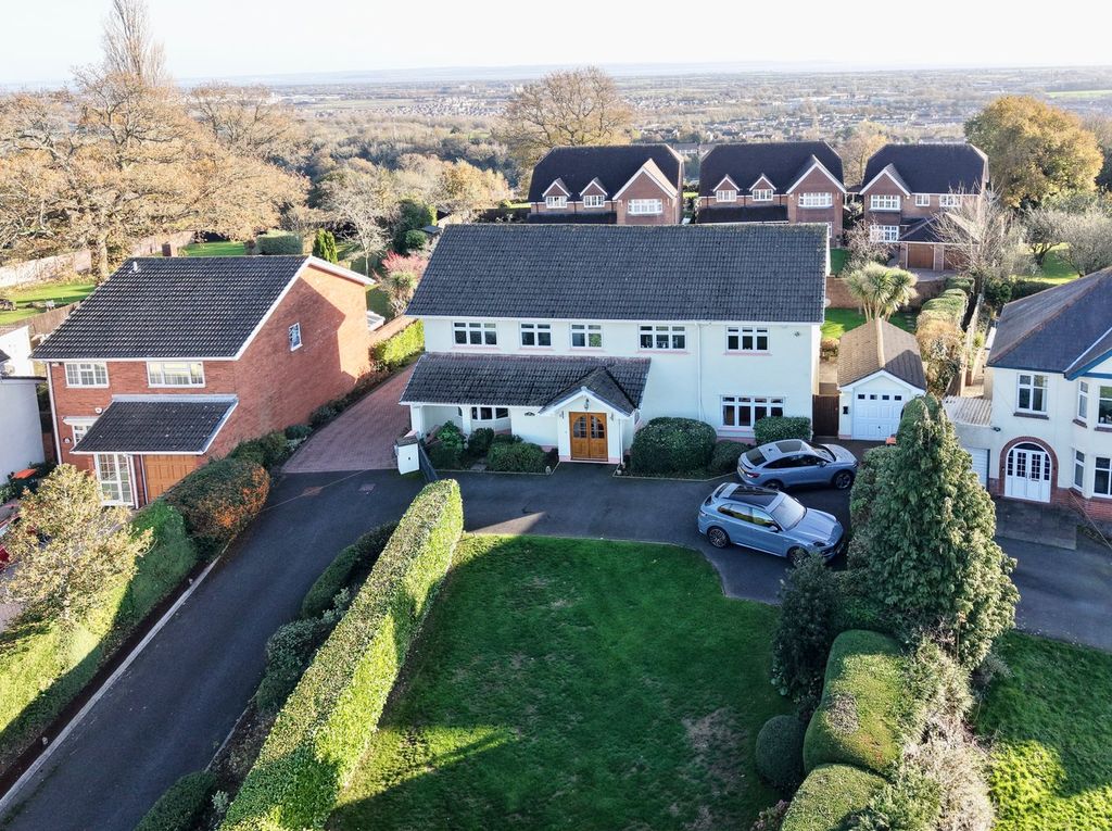 Property photo 1 of 27