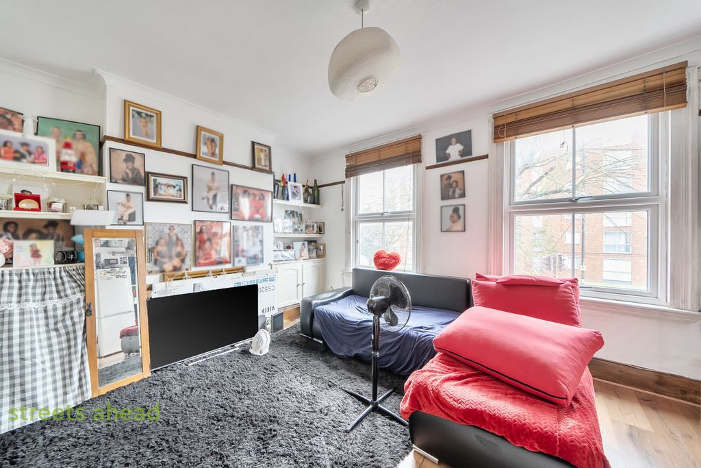 Property photo 2 of 8 Db93Cfa8-9244-41F...