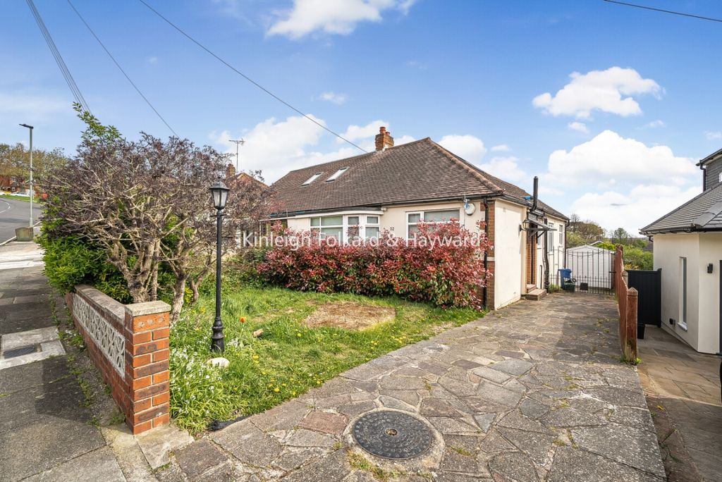 Property photo 1 of 14 39Ed9670-c193-43d8-A