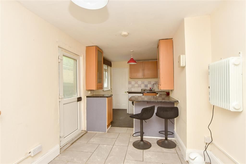 Property photo 2 of 8 Kitchen/ Diner 1