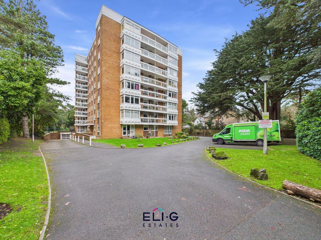 Property photo 1 of 11 3 Bed Flat For Sale In Marchwood, Manor Road Bournemouth Bh1