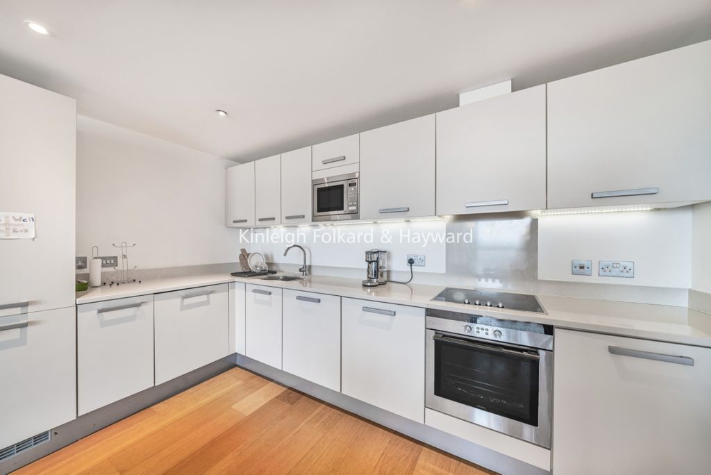 Property photo 1 of 9 16472622-9E80-4228-B