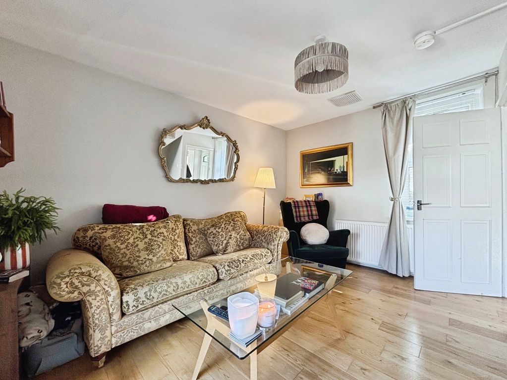 Property photo 3 of 14 Pbox-Img.Jpg