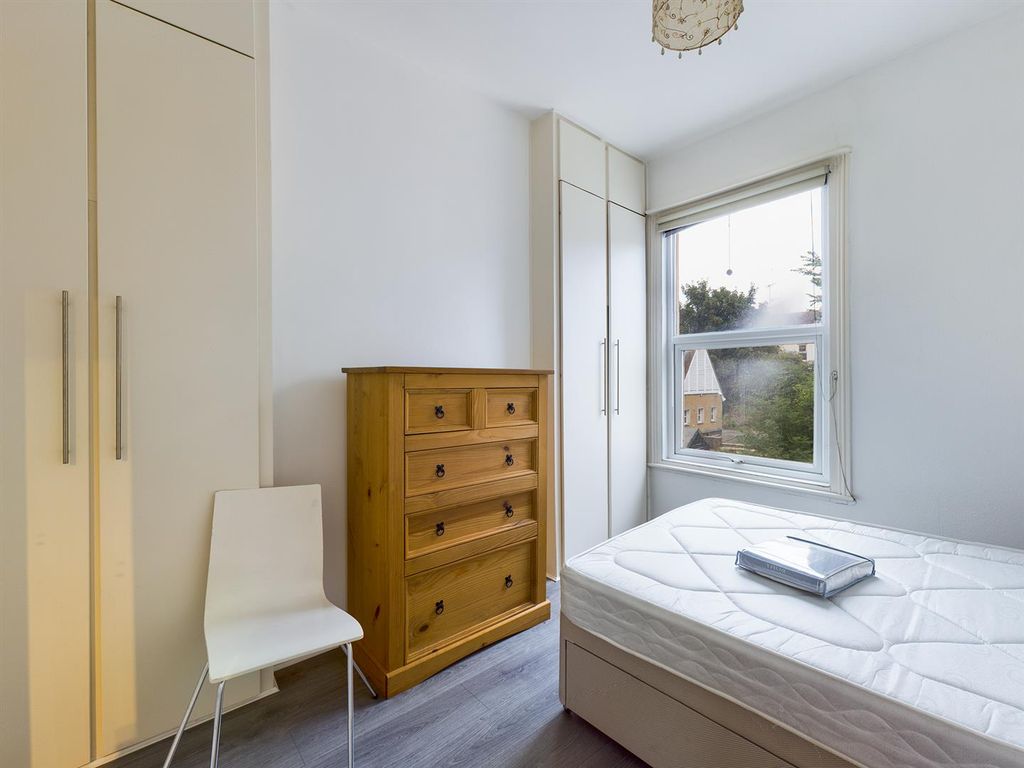 Property photo 3 of 6 Cam00159P1-Pr0167-Still01.Jpg