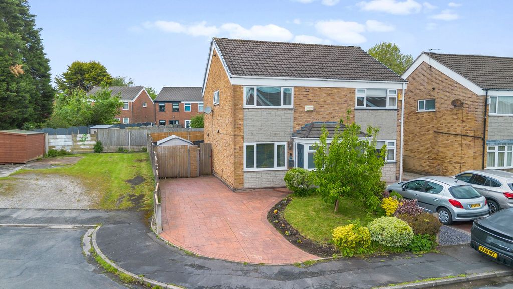 Property photo 1 of 18