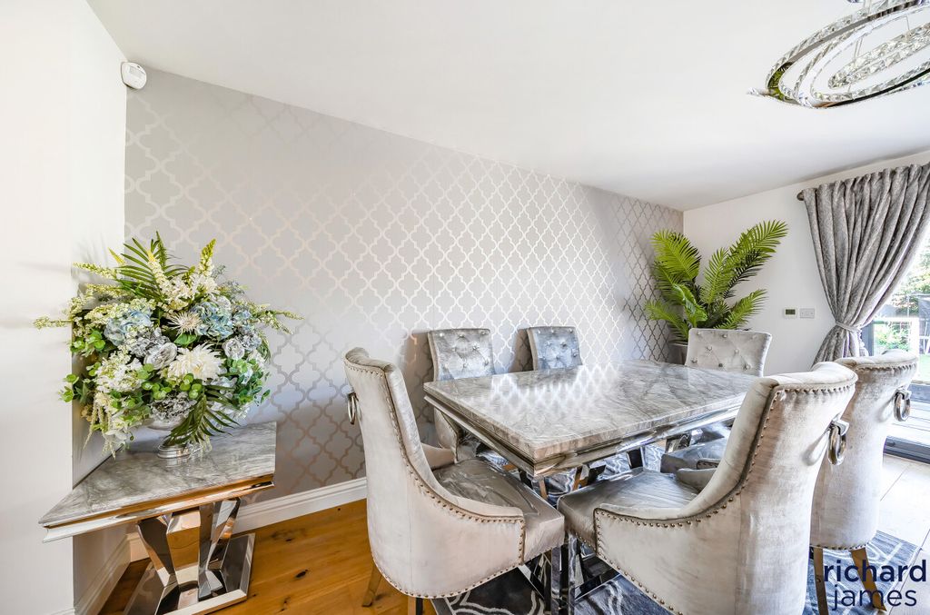 Additional image 13 of 4 bed detached house for salePeartree Close, Purton, Swindon, Purton SN5