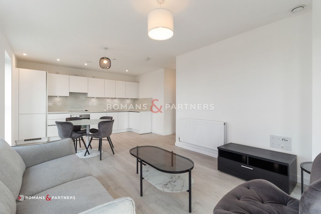 Property photo 2 of 12