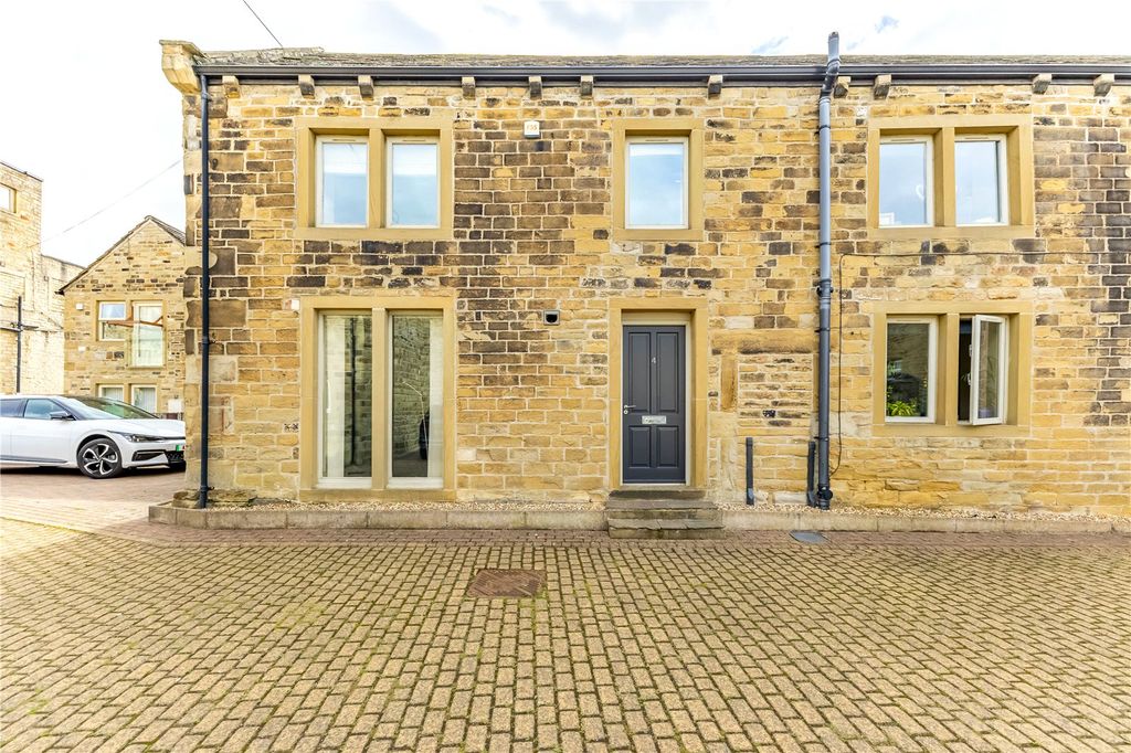 Property photo 1 of 18 Accommodation