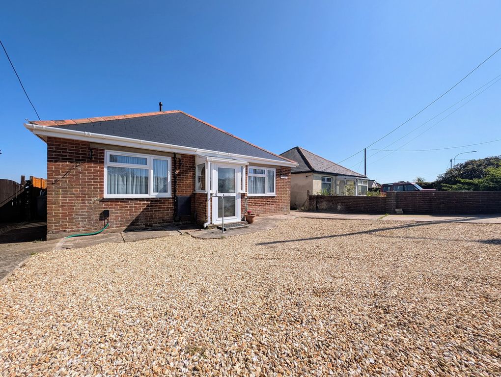 Property photo 2 of 31