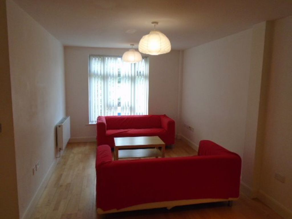 Property photo 2 of 19