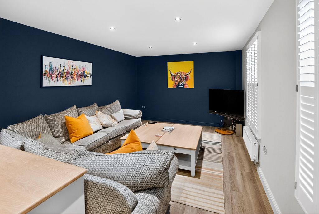 Additional image 6 of 3 bed flat for saleLower Bridge Street, Chester CH1